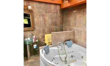 CASA EN VENTA, AVNDARO.