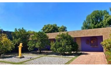 RANCHO CON HUERTA DE AGUACATE