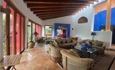 Casa en Venta, Valle de Bravo