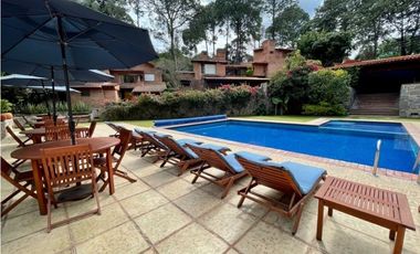 CASA EN VENTA, AVNDARO