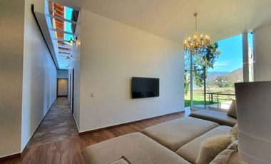 Casa en Venta en la Peña Valle de Bravo