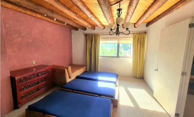 CASA EN VENTA,  AVNDARO.