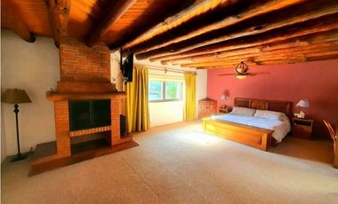 CASA EN VENTA,  AVNDARO.