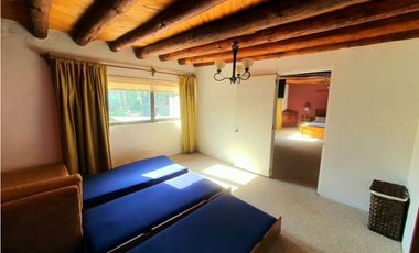 CASA EN VENTA,  AVNDARO.