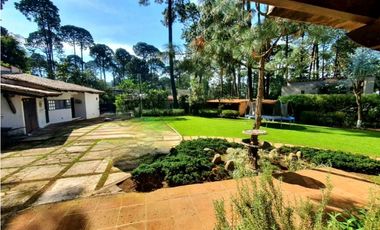 CASA EN VENTA,  AVNDARO.