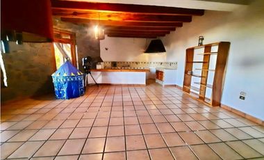 CASA EN RENTA, VALLE DE BRAVO.