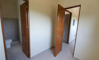 CASA EN VENTA, VALLE DE BRAVO.