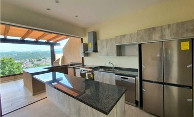 CASA EN VENTA, VALLE DE BRAVO.