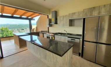 CASA EN VENTA, VALLE DE BRAVO.