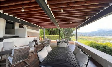 VENTA DE CASA EN CONDOMINIO