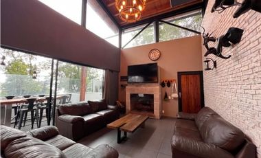 VENTA DE CASA EN CONDOMINIO