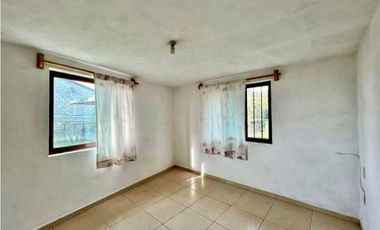 CASA EN VENTA EN CERRO COLORADO