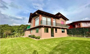 CASA EN VENTA EN CERRO COLORADO