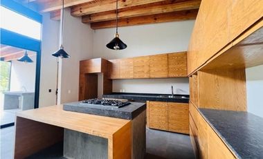 CASA EN VENTA EN CERRO GORDO