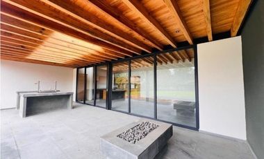 CASA EN VENTA EN CERRO GORDO