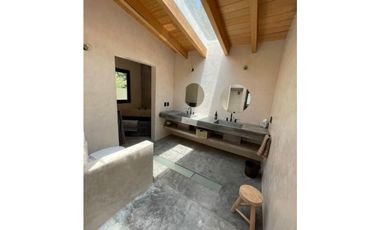 CASA EN RENTA EN CERRO COLORADO