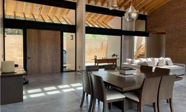 CASA EN RENTA EN CERRO COLORADO