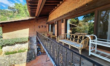 CASA EN RENTA EN VALLE DE BRAVO