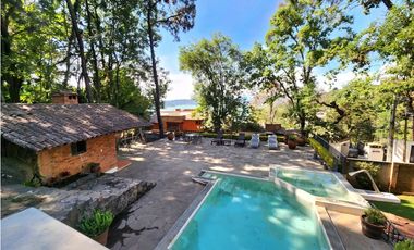 CASA EN RENTA EN VALLE DE BRAVO