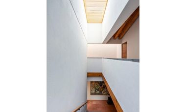 CASA EN VENTA EN VALLE DE BRAVO