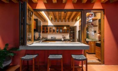 CASA EN VENTA EN VALLE DE BRAVO