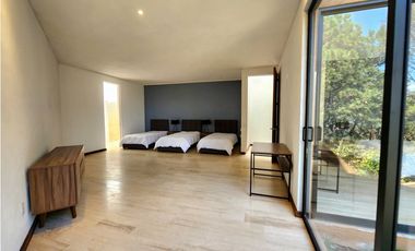 Moderna Casa en Renta con Vista al Lago en Valle de Bravo