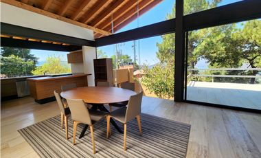 Moderna Casa en Renta con Vista al Lago en Valle de Bravo