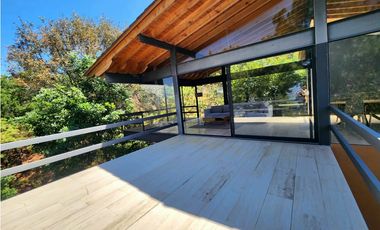 Moderna Casa en Renta con Vista al Lago en Valle de Bravo
