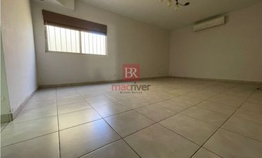 CASA EN RENTA EN COL. ZONA NORTE. CD. OBREGÓN, SONORA