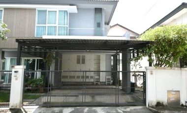 3 Bedrooms 3 Bathrooms