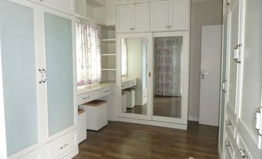 3 Bedrooms 3 Bathrooms