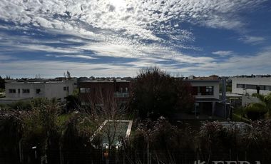 Venta Departamento 3 ambientes con balcón y cochera en Nuevo Quilmes Externo -  Bernal