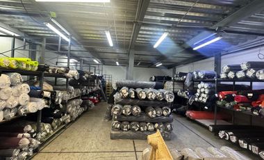 Bodega en Venta, Mezquitan Country, 1,266m2