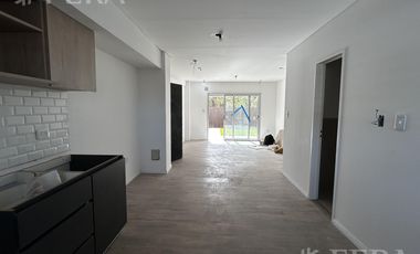 Venta Departamento 3 ambientes con cochera y jardín en Nuevo Quilmes Externo - Bernal