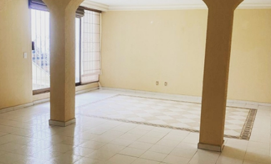 CASA PARA OFICINAS EN RENTA EN LAS AMERICAS, MORELIA