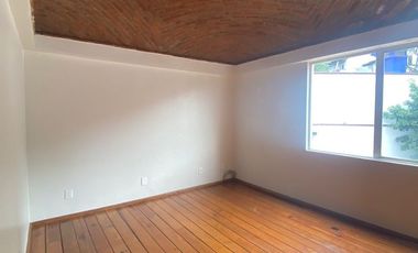 CASA EN RENTA EN LOMAS DE TECAMACHALCO
