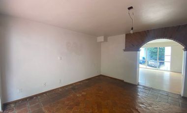 CASA EN RENTA EN LOMAS DE TECAMACHALCO