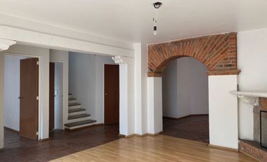 CASA EN RENTA EN LOMAS DE TECAMACHALCO
