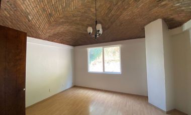 CASA EN RENTA EN LOMAS DE TECAMACHALCO