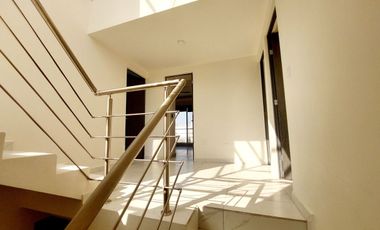 Moderna Casa en Fraccionamiento Privado en Rosarito con Vista al Mar