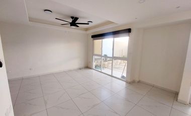 Moderna Casa en Fraccionamiento Privado en Rosarito con Vista al Mar