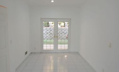 Casa en renta o venta en Los Robles, Lerma, Edo de México