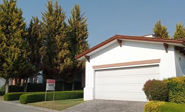Casa en renta o venta en Los Robles, Lerma, Edo de México