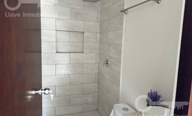 Casa nueva en venta ubicada en Boulevard las Barrillas, Col. Lomas de Barrillas, Coatzacoalcos, Veracruz.