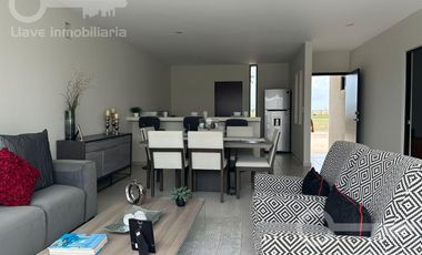 Casa nueva en venta ubicada en Boulevard las Barrillas, Col. Lomas de Barrillas, Coatzacoalcos, Veracruz.