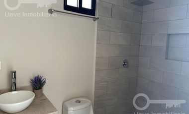 Casa nueva en venta ubicada en Boulevard las Barrillas, Col. Lomas de Barrillas, Coatzacoalcos, Veracruz.