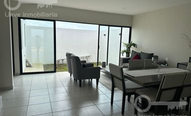 Casa nueva en venta ubicada en Boulevard las Barrillas, Col. Lomas de Barrillas, Coatzacoalcos, Veracruz.