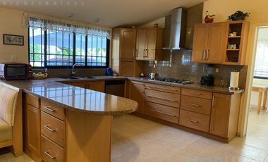 Casa - Fraccionamiento Lomas de Cocoyoc