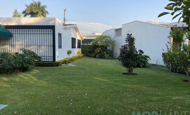 Casa - Fraccionamiento Lomas de Cocoyoc