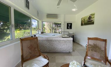 Casa - Fraccionamiento Lomas de Cocoyoc